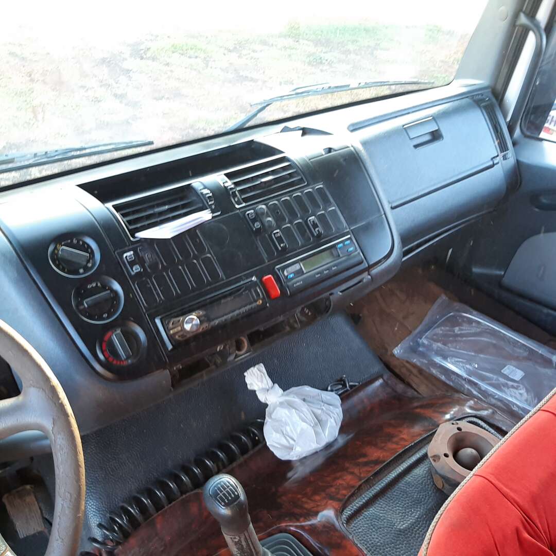 Caminhão MERCEDES BENZ MB 1933 Cavalo Mecânico ANO 2005 de MegaTruck MS no Mato Grosso do Sul