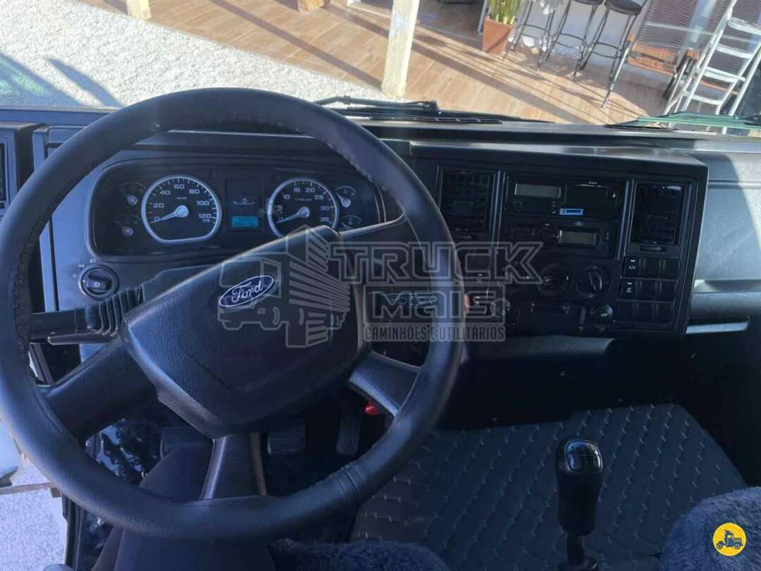 Caminhão FORD CARGO 1119 Carroceria ANO 2016 de Truck Mais Caminhões no Paraná