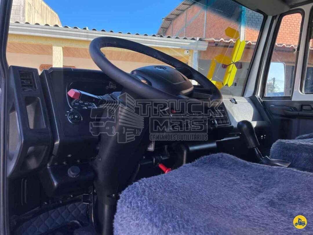 Caminhão FORD CARGO 1119 Carroceria ANO 2016 de Truck Mais Caminhões no Paraná