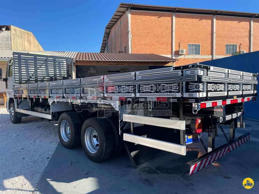 Caminhão FORD CARGO 1119 Carroceria ANO 2016 de Truck Mais Caminhões no Paraná