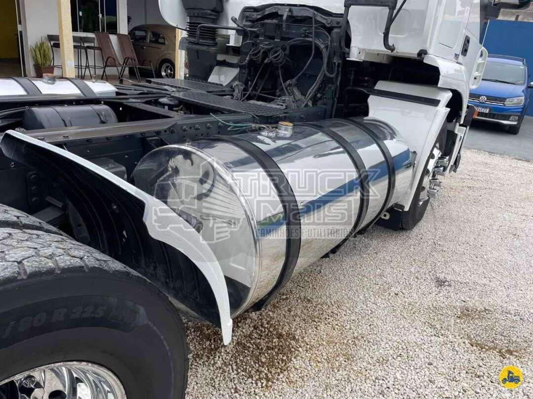 Caminhão IVECO STRALIS 380 Cavalo Mecânico ANO 2009 de Truck Mais Caminhões no Paraná