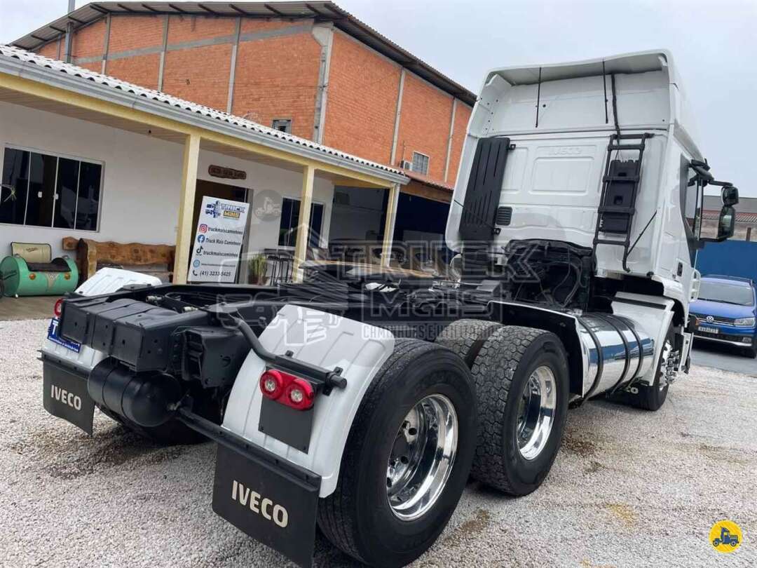 Caminhão IVECO STRALIS 380 Cavalo Mecânico ANO 2009 de Truck Mais Caminhões no Paraná