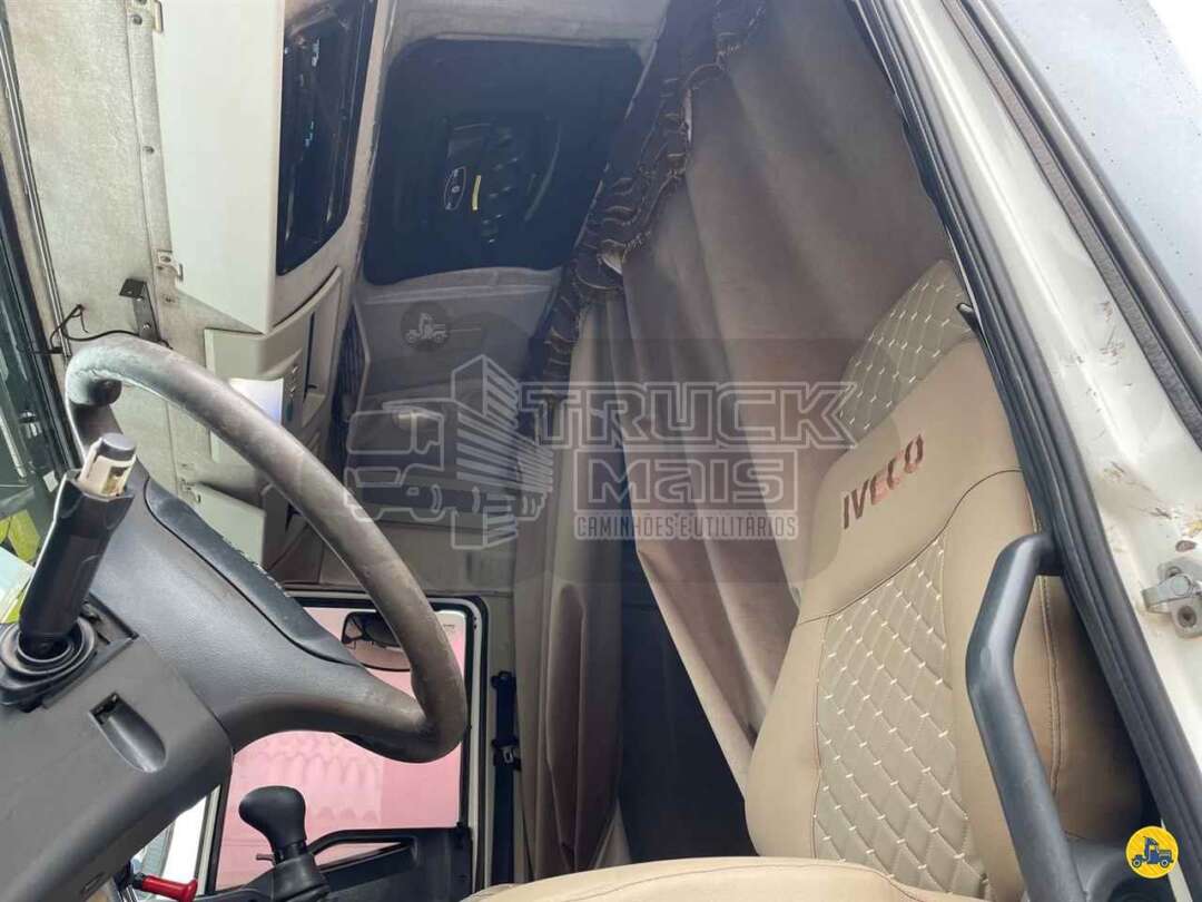 Caminhão IVECO STRALIS 380 Cavalo Mecânico ANO 2009 de Truck Mais Caminhões no Paraná
