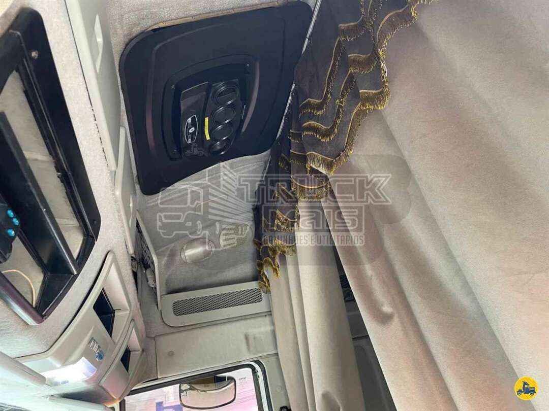 Caminhão IVECO STRALIS 380 Cavalo Mecânico ANO 2009 de Truck Mais Caminhões no Paraná