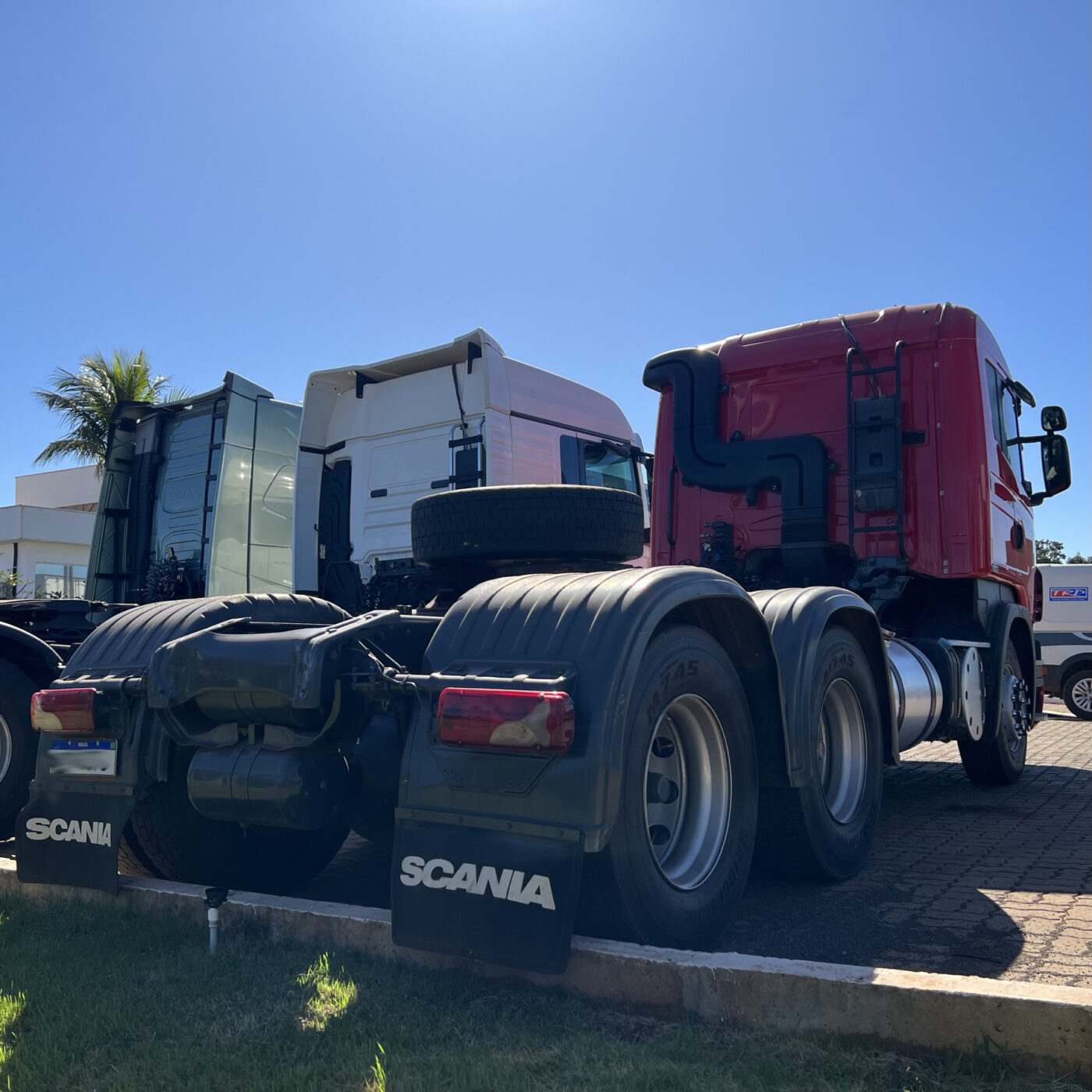 CAVALO MECÂNICO SCANIA R440 2013/2013 6X4 TRAÇADO de Caiobá Seminovos no Mato Grosso do Sul
