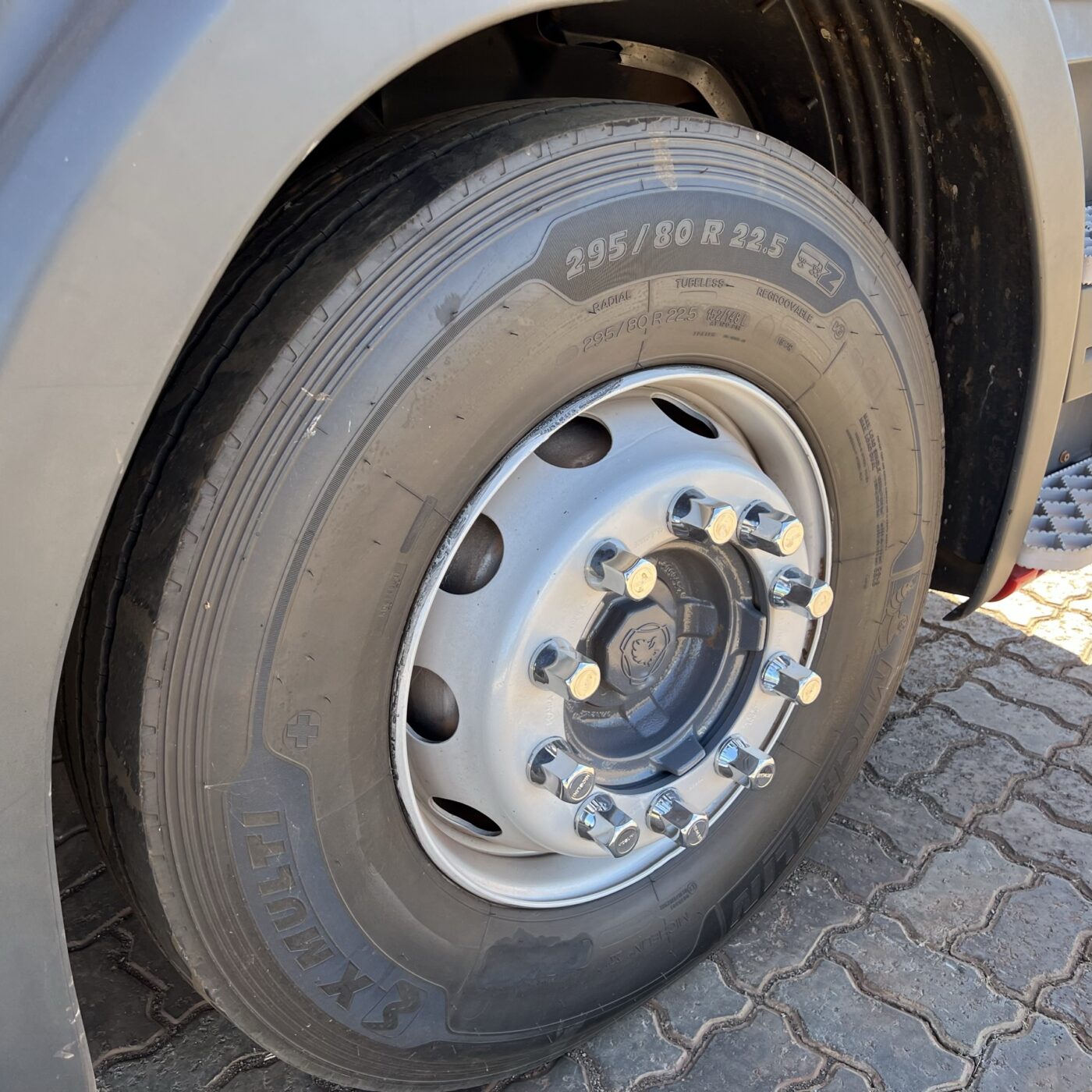 CAVALO MECÂNICO SCANIA R440 2013/2013 6X4 TRAÇADO de Caiobá Seminovos no Mato Grosso do Sul