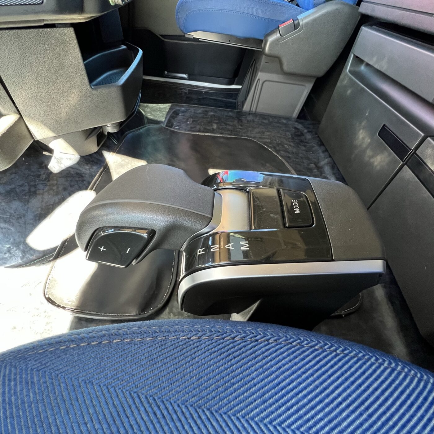 CAVALO MECÂNICO VOLVO FH 540 2022 6X4 de Caiobá Seminovos no Mato Grosso do Sul