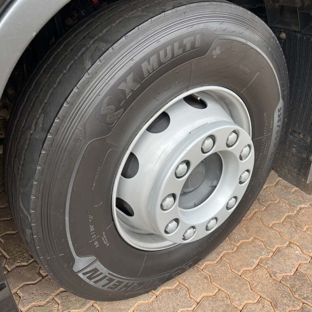 Caminhão VOLVO FH 540 Cavalo Mecânico ANO 2021 de Caiobá Seminovos no Mato Grosso do Sul