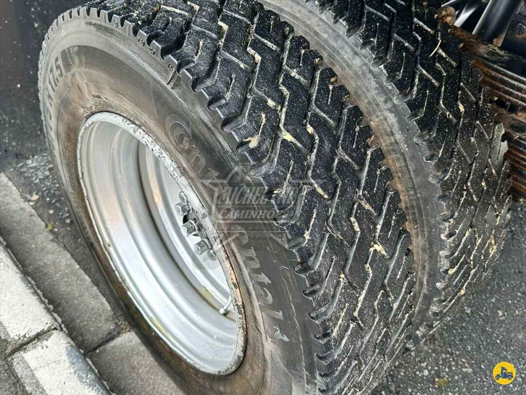 Caminhão MERCEDES BENZ MB 912 Grade Baixa ANO 1991 de Michel Car no Paraná