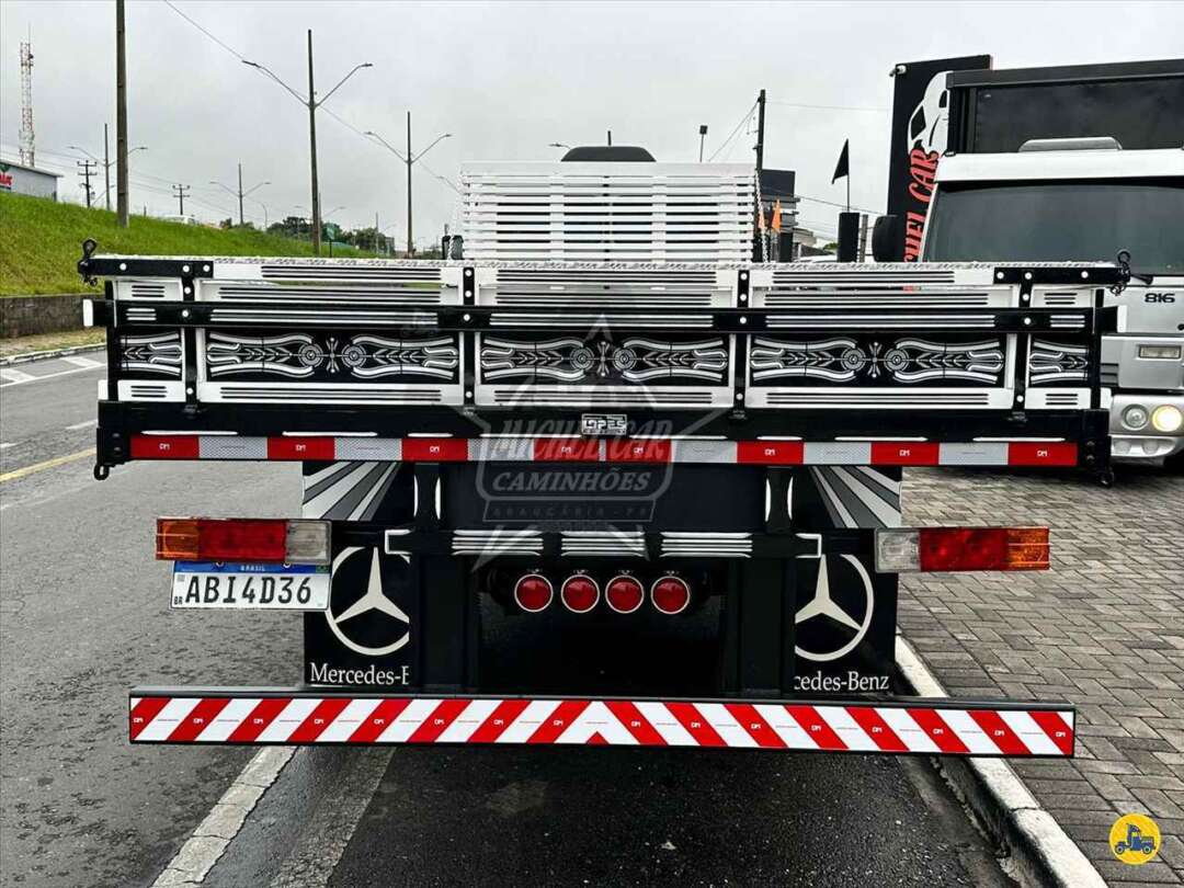 Caminhão MERCEDES BENZ MB 912 Grade Baixa ANO 1991 de Michel Car no Paraná