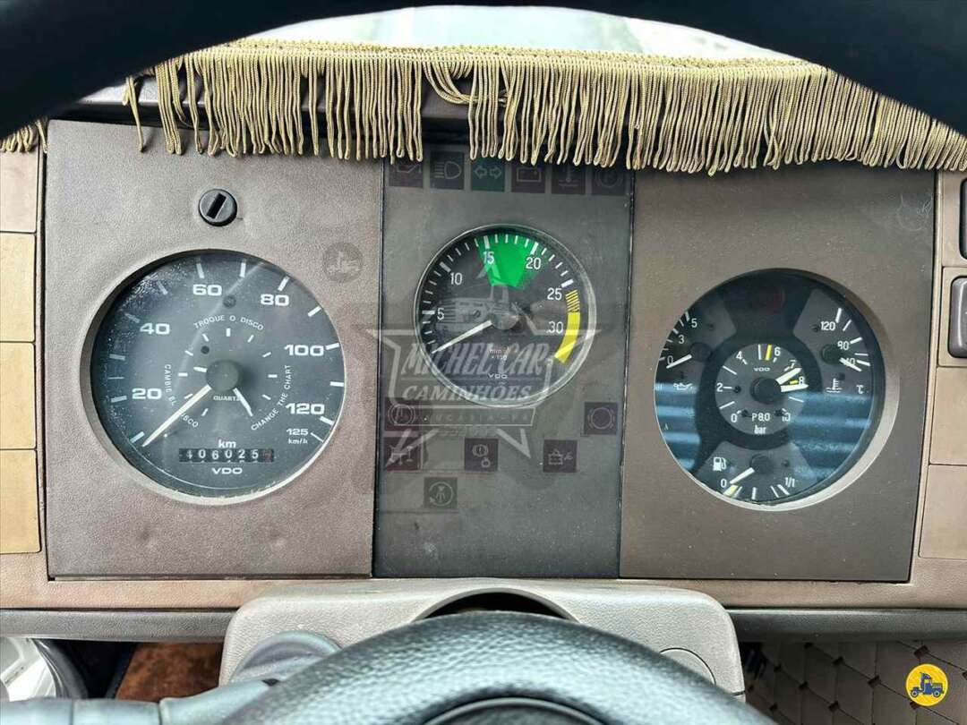 Caminhão MERCEDES BENZ MB 912 Grade Baixa ANO 1991 de Michel Car no Paraná