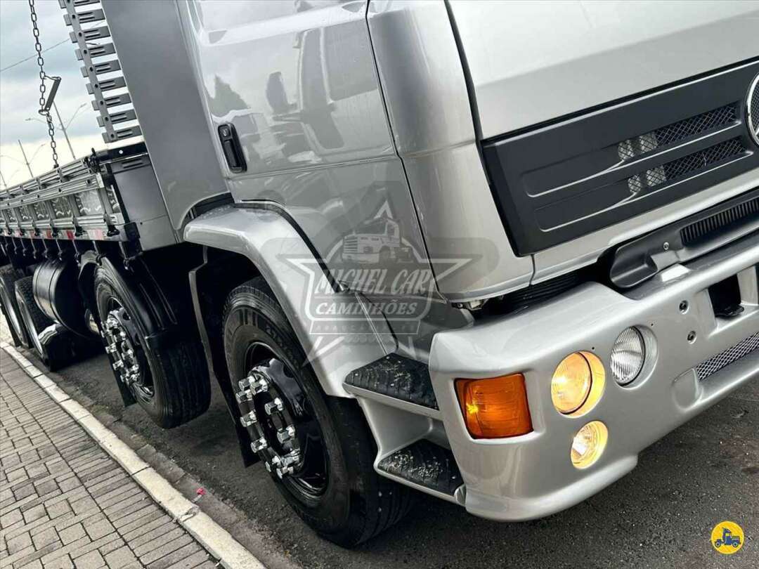 Caminhão MERCEDES BENZ MB 1728 Grade Baixa ANO 2005 de Michel Car no Paraná