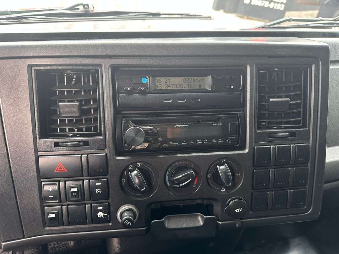 Caminhão FORD CARGO 816 Baú Sider ANO 2013 de Michel Car no Paraná