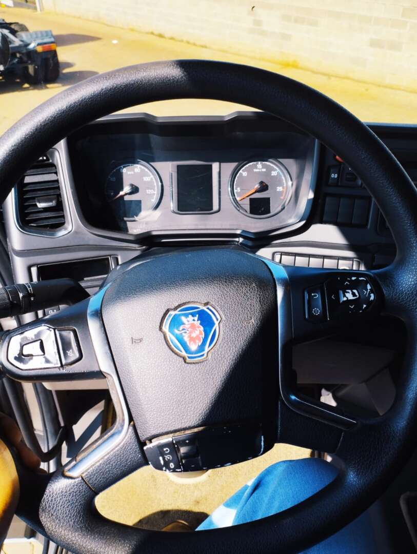 Caminhão SCANIA 450 Cavalo Mecânico ANO 2019 de Ms Caminhões no Mato Grosso do Sul