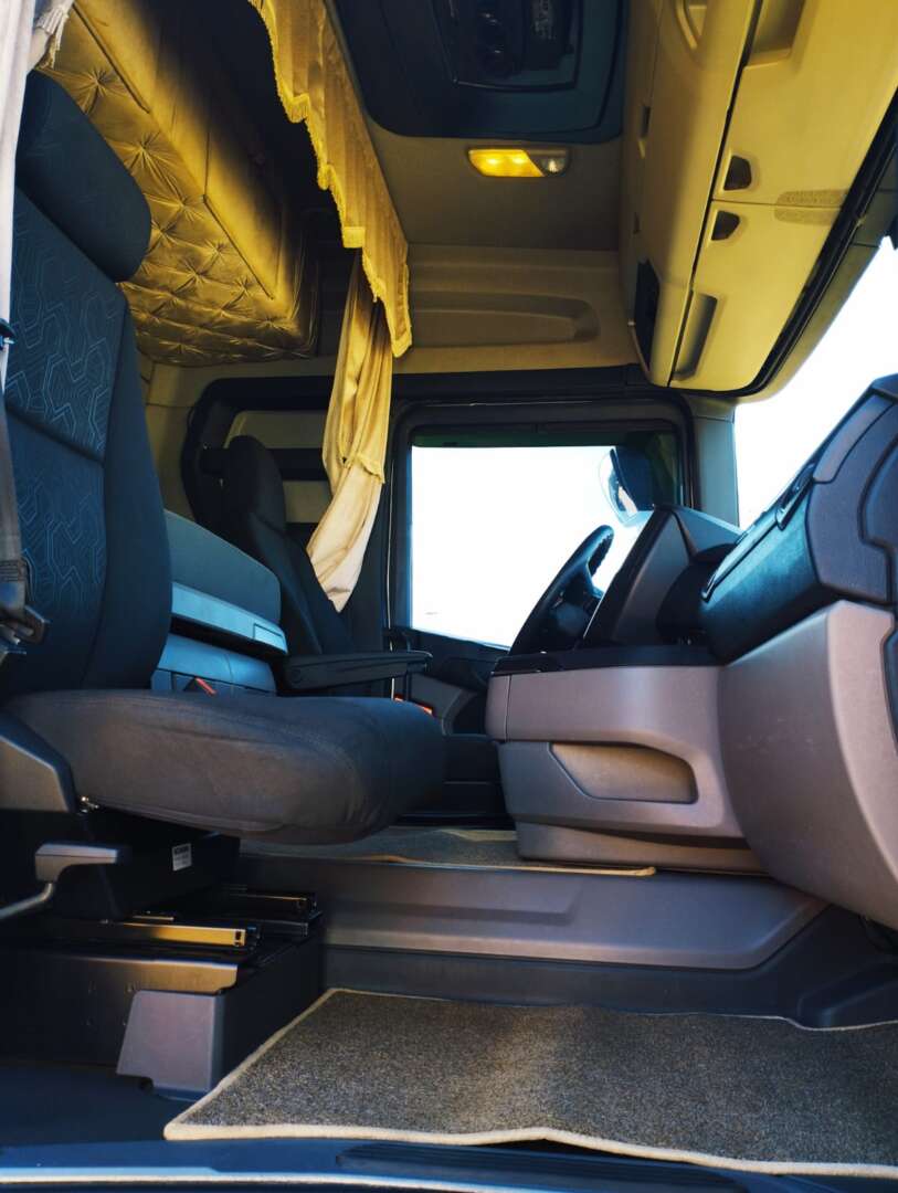 Caminhão SCANIA 450 Cavalo Mecânico ANO 2019 de Ms Caminhões no Mato Grosso do Sul