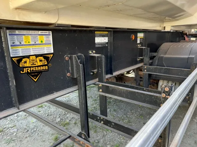 carreta rodo caçamba randon bitrem basculante 35m + 35m ano 2020 único dono de Jr Pesados no Paraná