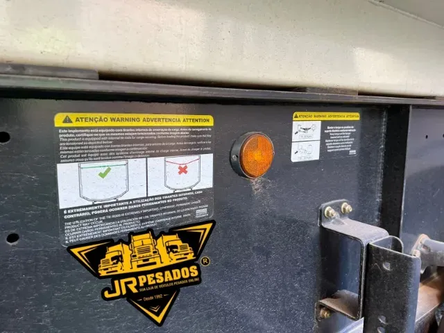 carreta rodo caçamba randon bitrem basculante 35m + 35m ano 2020 único dono de Jr Pesados no Paraná