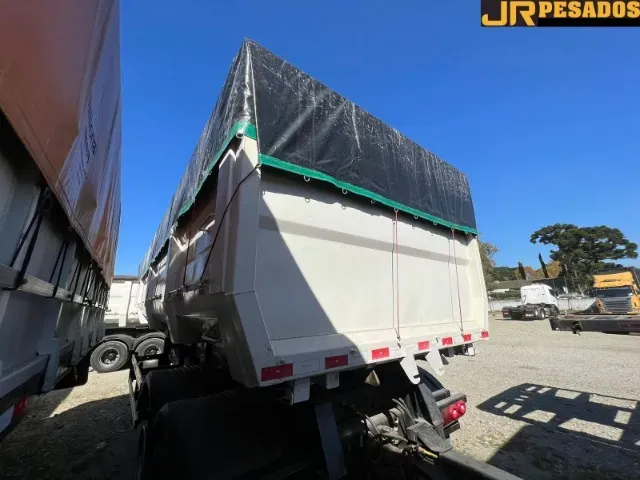 carreta rodo caçamba randon bitrem basculante 35m + 35m ano 2020 único dono de Jr Pesados no Paraná