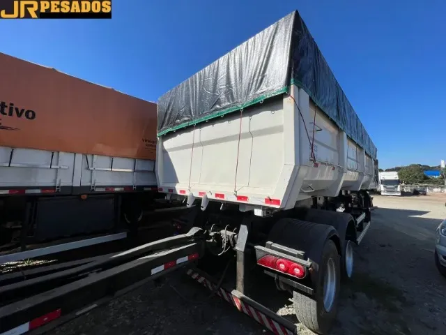 carreta rodo caçamba randon bitrem basculante 35m + 35m ano 2020 único dono de Jr Pesados no Paraná