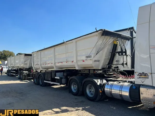 carreta rodo caçamba randon bitrem basculante 35m + 35m ano 2020 único dono de Jr Pesados no Paraná