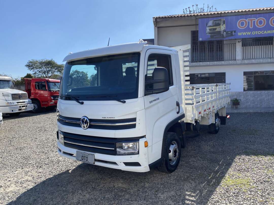 Caminhão VOLKSWAGEN DELIVERY EXPRESS Grade Baixa ANO 2022 de Oto Junior Caminhões no Paraná