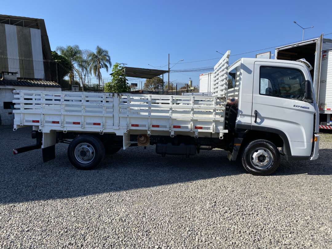 Caminhão VOLKSWAGEN DELIVERY EXPRESS Grade Baixa ANO 2022 de Oto Junior Caminhões no Paraná