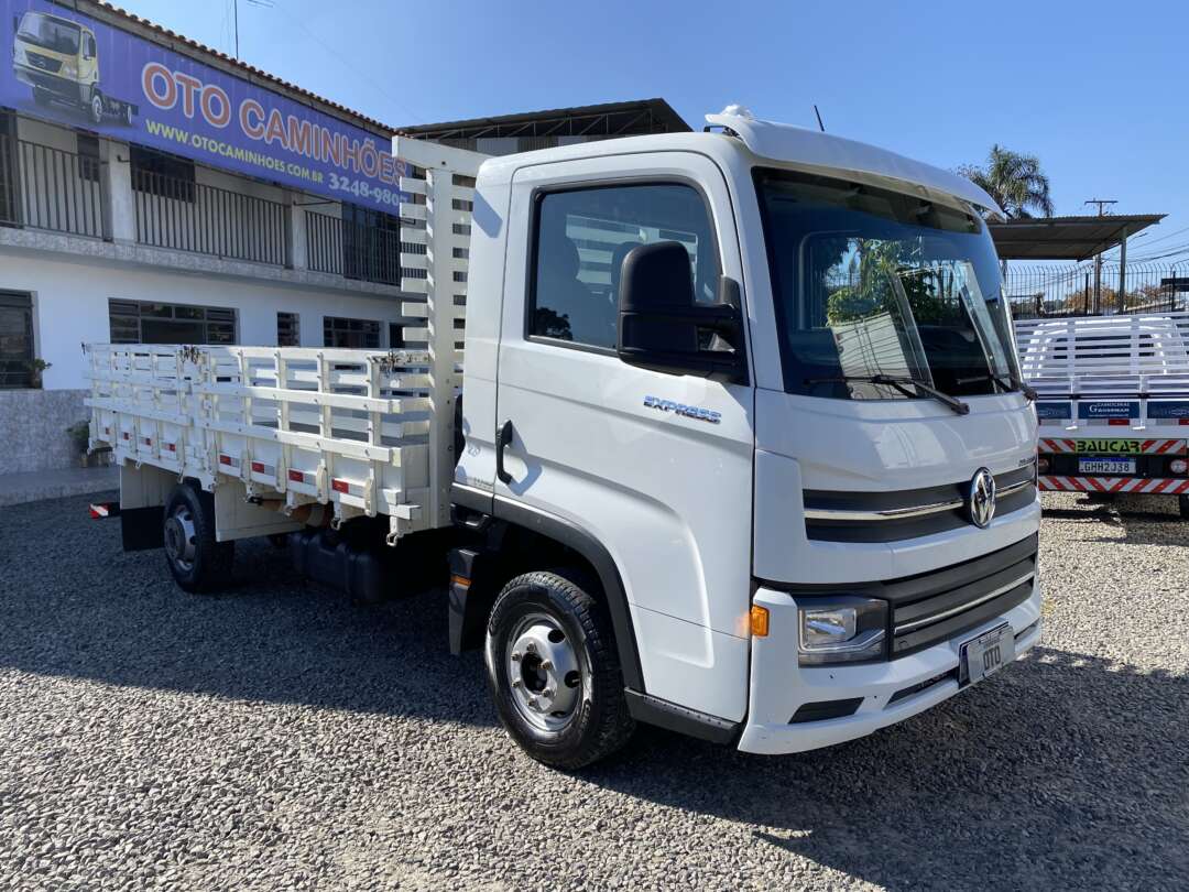 Caminhão VOLKSWAGEN DELIVERY EXPRESS Grade Baixa ANO 2022 de Oto Junior Caminhões no Paraná
