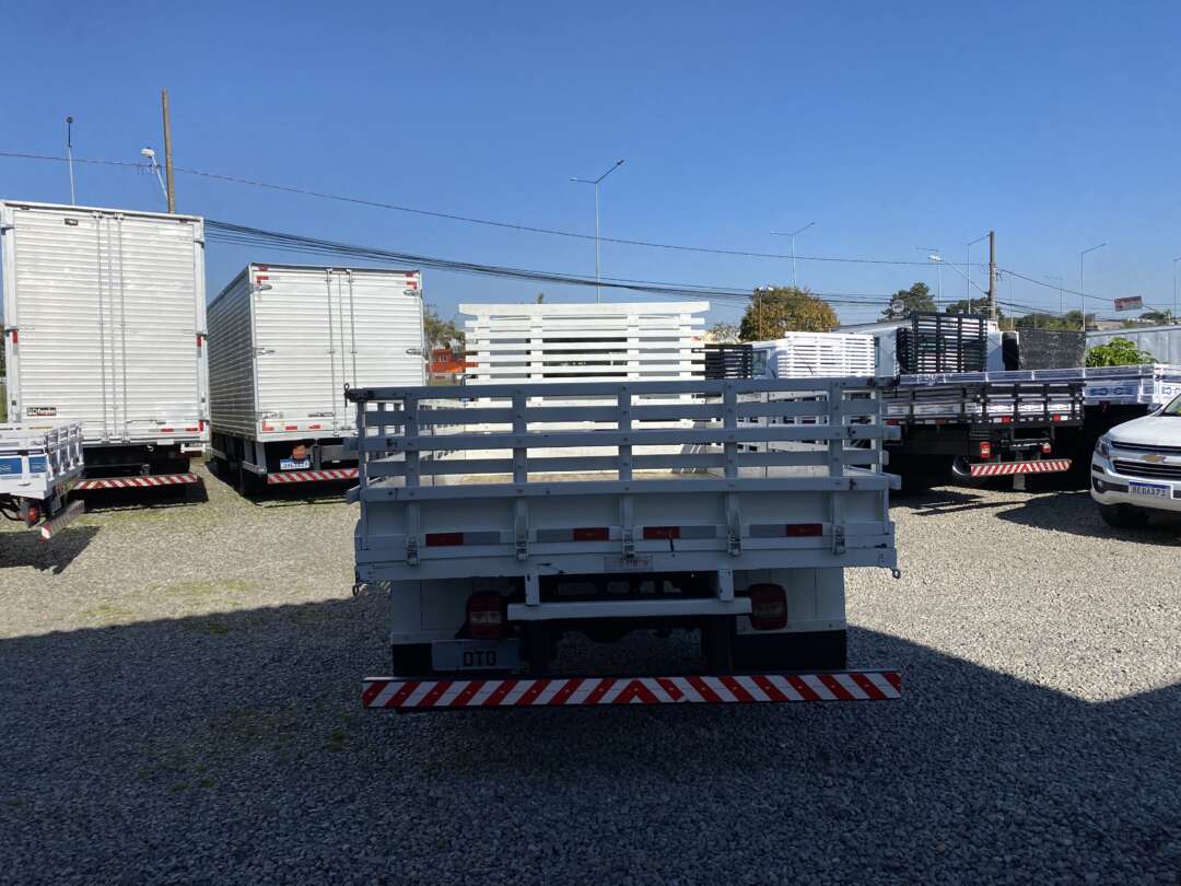 Caminhão VOLKSWAGEN DELIVERY EXPRESS Grade Baixa ANO 2022 de Oto Junior Caminhões no Paraná