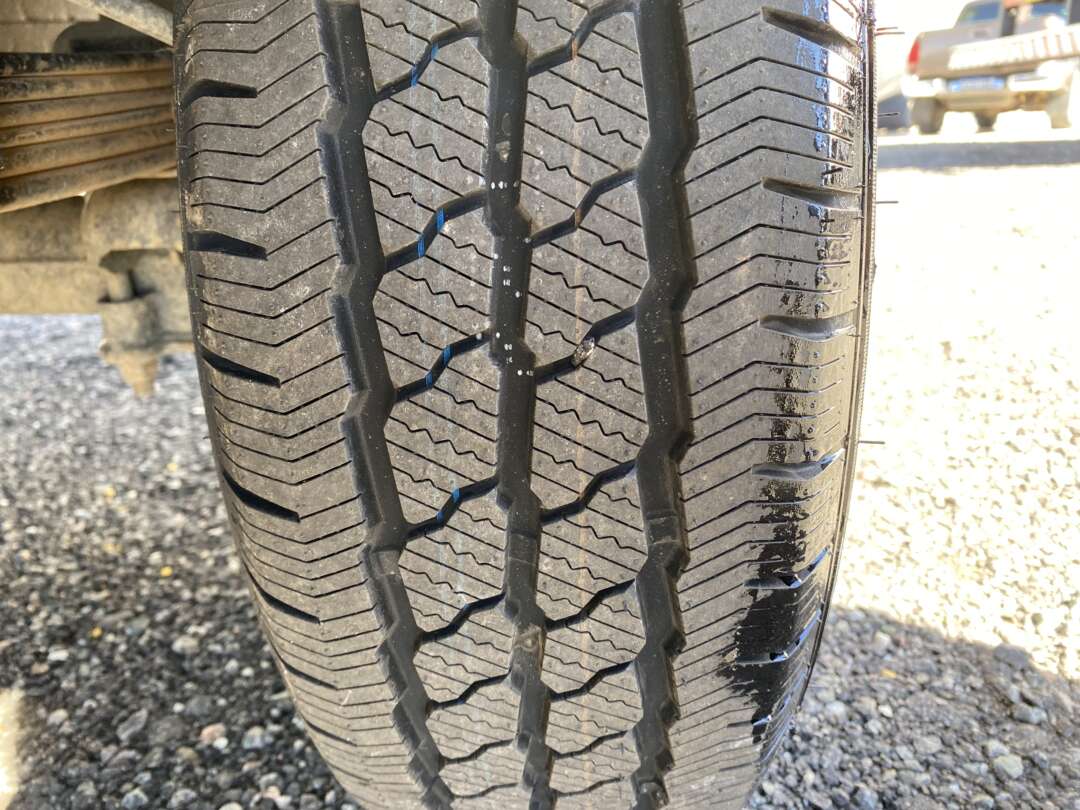 Caminhão HYUNDAI HR Baú Refrigerado ANO 2021 de Oto Junior Caminhões no Paraná