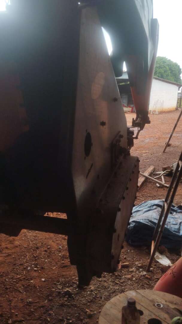 PLATAFORMA COLHEITADEIRA STARA BRAVA 5880 ANO 2012 de Auto Máquinas Palotina no Paraná