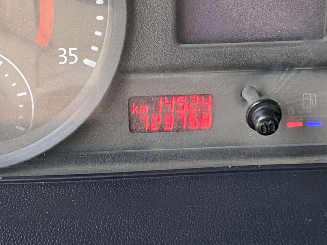 Caminhão VOLKSWAGEN VW 10160 Carga Seca ANO 2014 de Oto Junior Caminhões no Paraná