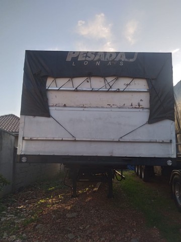 Graneleira Noma LS 2013 de Laf Caminhões no Paraná