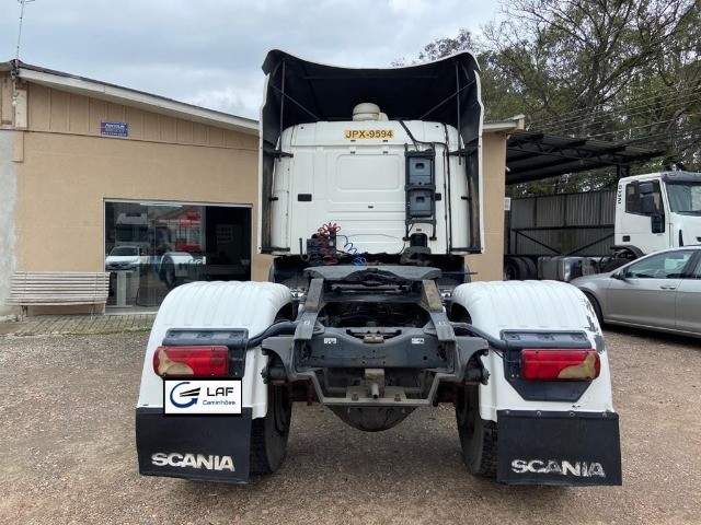 Cavalo Mecânico Scania P340 2007 Toco 4×2 de Laf Caminhões no Paraná