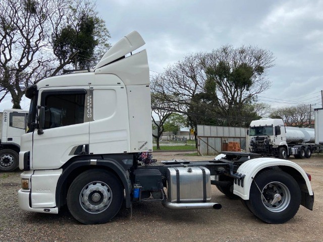 Cavalo Mecânico Scania P340 2007 Toco 4×2 de Laf Caminhões no Paraná