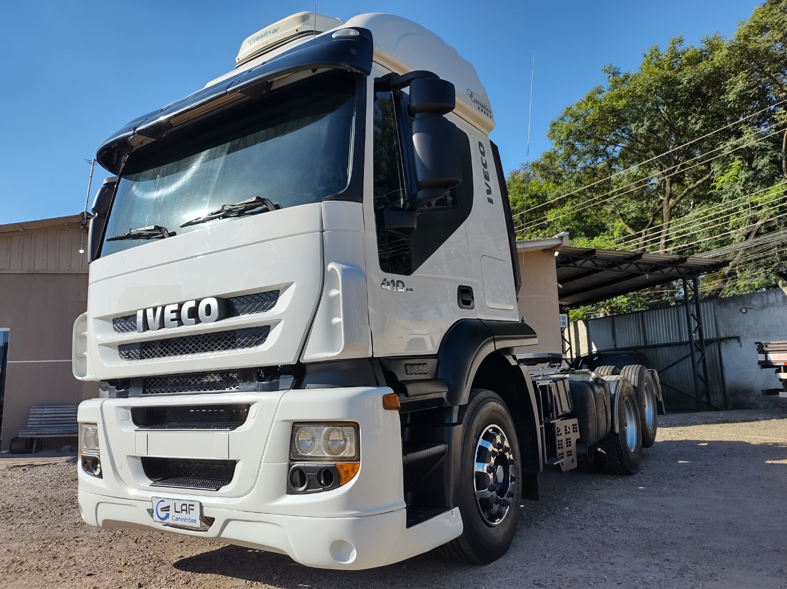 Cavalo Mecânico Iveco Stralis 2011 6×2 Trucado Revisado Caixa de Laf Caminhões no Paraná