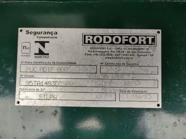 Carreta Vanderléia Graneleira Bobineira e Porta Container 2012 de Laf Caminhões no Paraná