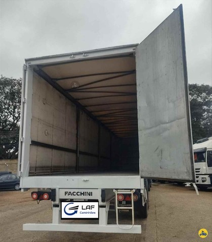 CARRETA SIDER FACCHINI 26 PALETES 2010 3 EIXOS de Laf Caminhões no Paraná